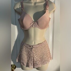 Ornella Maive Padded Lace Bra 40D & Lace Boy Shorts NWOT